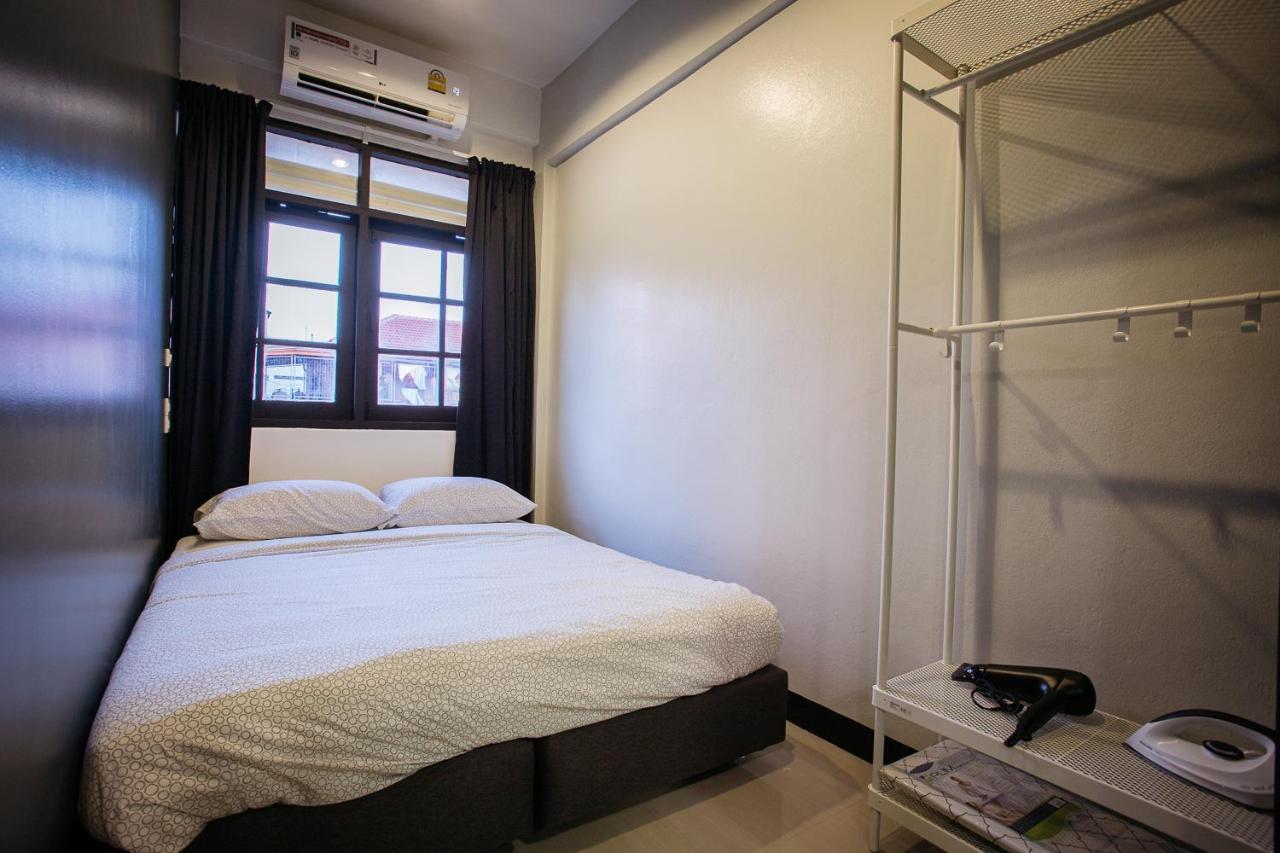 T3 Two Bedrooms Wifi Full Kitchen 1 Min To Bts Bangkok Exterior foto